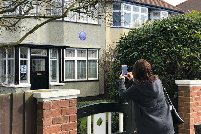 Private Beatles Car Tour, Penny Lane, Strawberry Field & childhood homes - John Lennon’s Mendips and Paul McCartney’s home