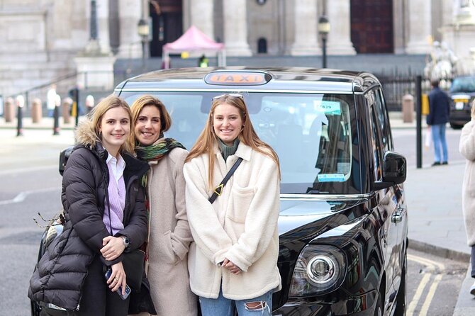 Private Classic London Taxi Tour - St. Paul’s Cathedral and Wellington Arch