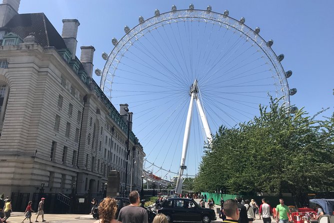 Private Day Tours in London - Museums and West End landmarks