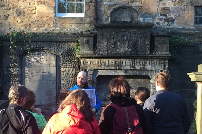 Private Greyfriars Kirkyard history tour - The rating tells you what matters most