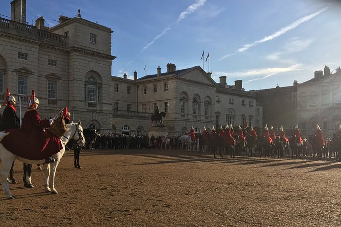 Private Guided and Chauffeured Tour of London - Starting at your central London hotel
