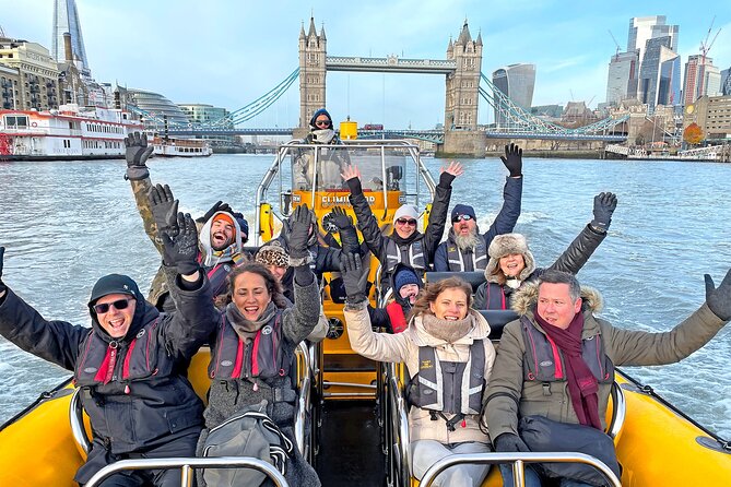 PRIVATE HIRE 45 min Speedboat Tour - Embankment/Westminster Pier - Who will enjoy this ride most