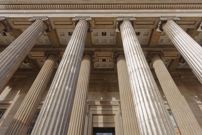 Private London British Museum Tour for Kids and Families - How guides keep children involved