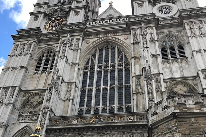 Private London Highlights Tour with Experienced Guide in Taxi - St. James’s Palace and royal London’s older face