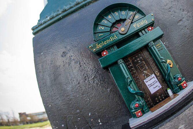 Private Self-Guided Dinky Door Hunt in Cambridge - Why the tiny doors make a good Cambridge activity