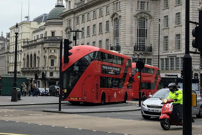 Private Tour: Highlights Tour of London - Walking or Car Tour - The guides make or break the value