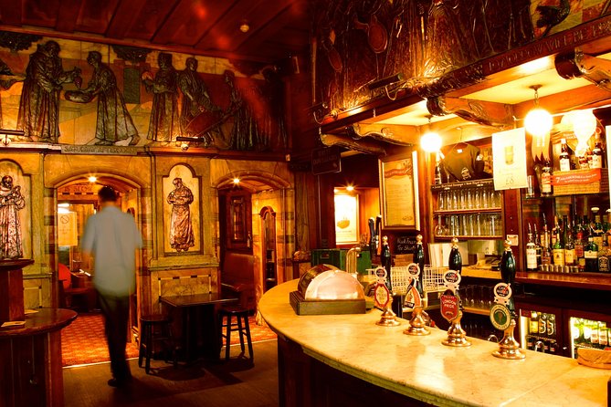 Private Tour of London's Historic Pubs - Meeting at Blackfriars and setting off at 3:00 pm