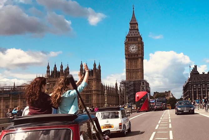 Private Tour of London's Landmarks in a Classic Car - Passing a royal palace with centuries of royal connections