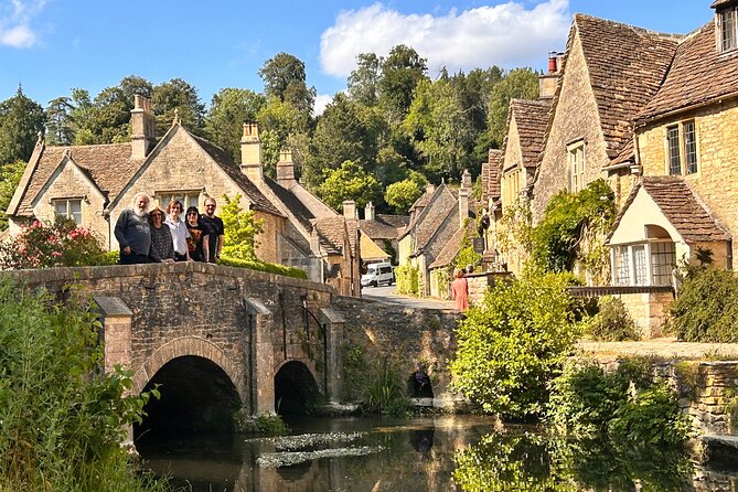 Private Tour to Stonehenge, Bath and The Cotswolds - Reaching Stonehenge before the big groups