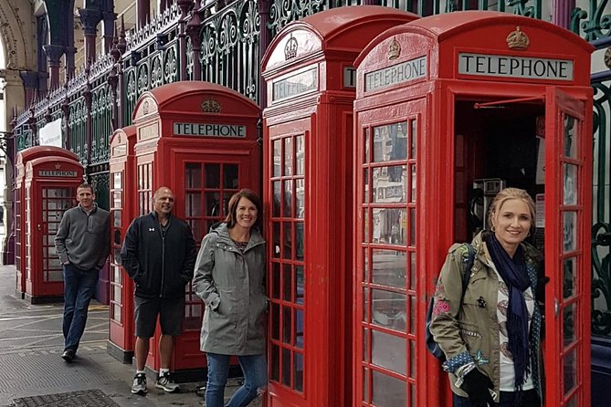 Private Tour: Traditional Black Cab Tour of London's Hidden Treasures - Buckingham Palace and the royal route