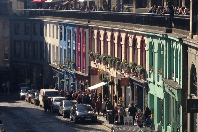 Private Walk: Edinburgh Old Town and New Town - Victoria Street, West Bow, and the lanes above it