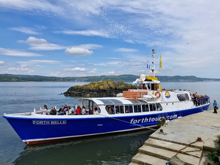 Queensferry: Sightseeing Cruise to Inchcolm Island - Seals, seabirds, and open water
