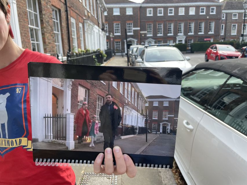 Richmond: Ted Lasso Guided Walking Tour - Behind-the-scenes details that add value