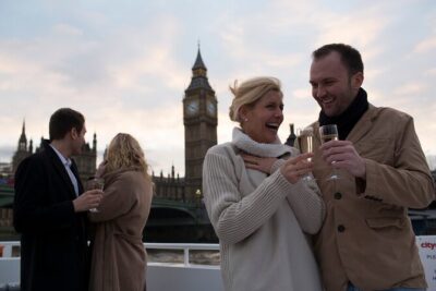 River Thames Evening Cruise with Sparkling wine and Canapés
