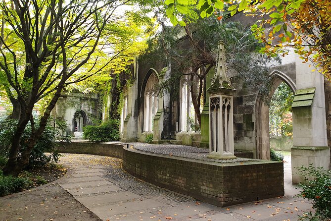 Roman Ruins to Blitz Bombings: A Walking Tour of London's Fiery History - What $27.78 buys you