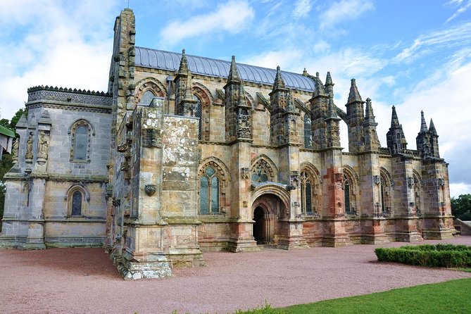 Rosslyn Chapel and Scottish Borders Small-Group Day Tour from Edinburgh - Why Rosslyn Chapel makes this trip worthwhile