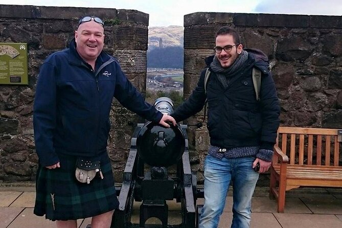 Rosslyn Chapel, Dunfermline Abbey and Stirling Castle Day Tour - What this Edinburgh day tour is really like
