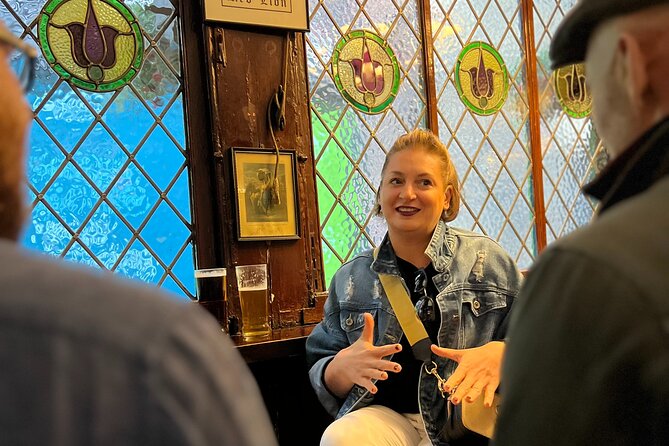 Royal Historic Pubs Walking Guided Tour in London - Who will enjoy this London pub walk most