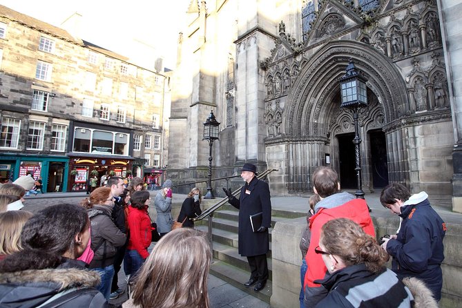 Royal Mile and Edinburgh Castle - Small Group Walking Tour - Edinburgh Castle: what the included visit adds