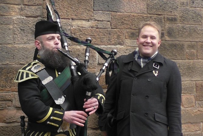 Royal Mile and Old Town Walking Tour - Milne’s Court and the reality of Old Town housing