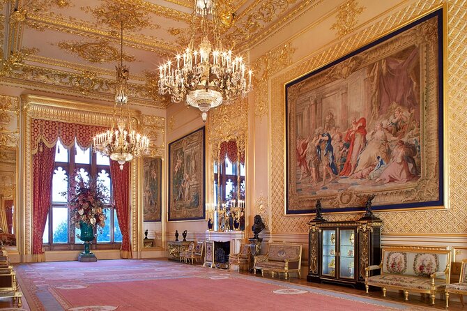 Royal Windsor & Stonehenge Private Tour - Guides, drivers, and the private format