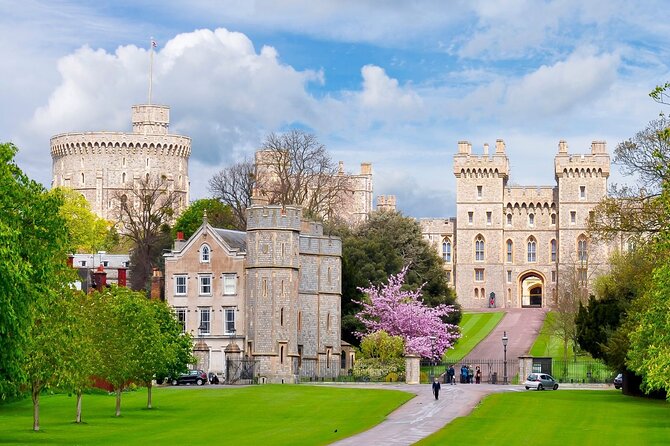 Royal Windsor & Stonehenge Private Tour - Should you book the Royal Windsor and Stonehenge Private Tour?