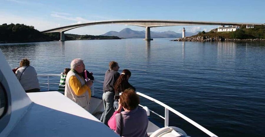 Scottish Highlands: Isle of Skye Glass-Bottom Boat Tour - Key details before you book