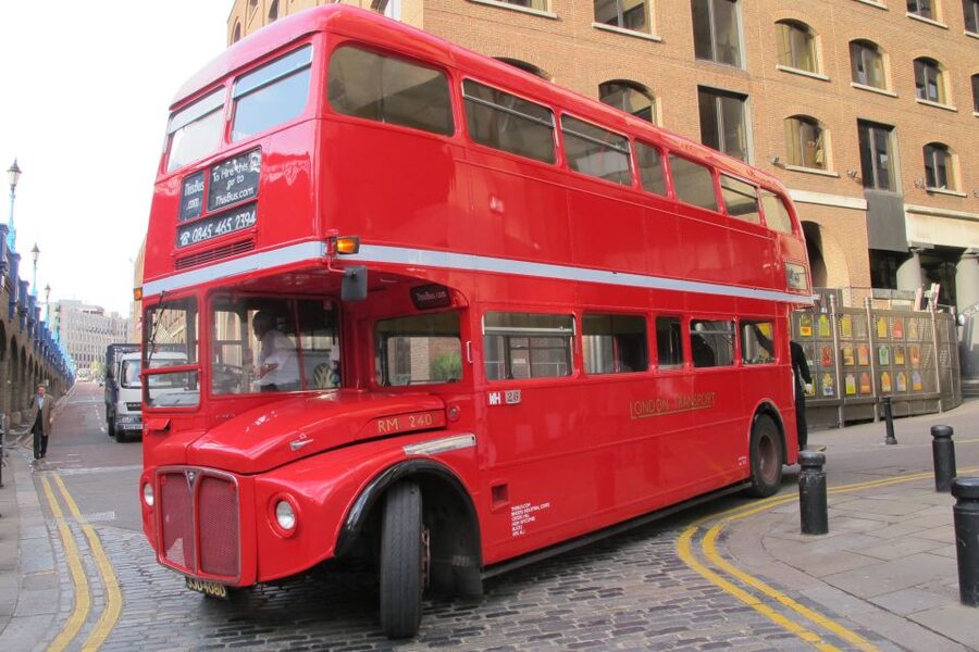 Secret London Tour by Bike - Jack the Ripper and London’s darker stories