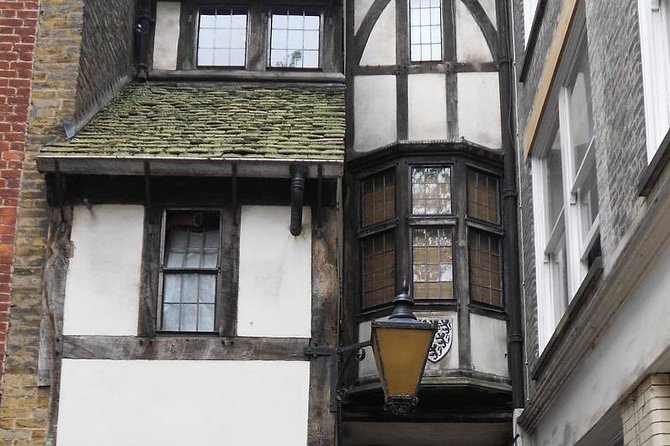 Secret Old London Guided Walking Tour - Starting near Aldersgate Street