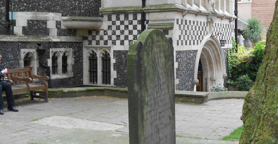 Secret Old London Walking Tour - From Barbican to Charterhouse Square