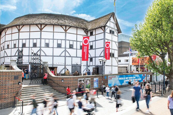 Shakespeare's Globe Guided Tour - When a rehearsal becomes the highlight