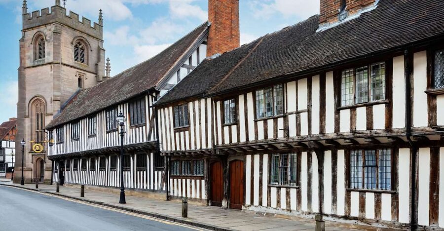 Shakespeare's Schoolroom and Guildhall Entrance Tickets - The late medieval chapel and its wall painting