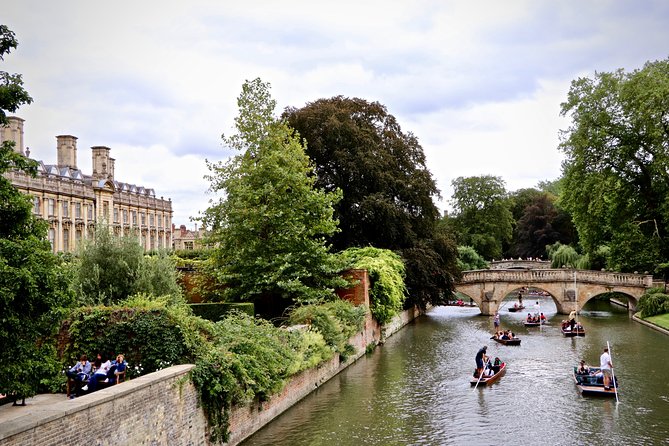 Shared Punt Tour - Cambridge - Meeting the punt at Thompsons Lane