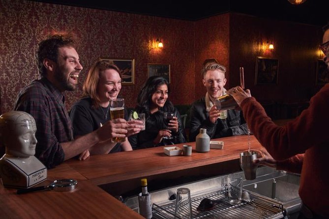 Sherlock: The Official Live Game - Themed sets, clues, and the bar