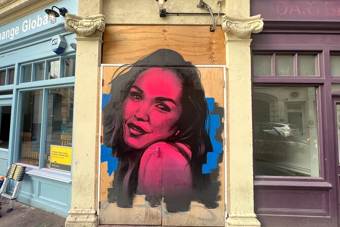 Shoreditch Street Art and Graffiti Tour (Private Group Booking) - A private tour with room for your questions