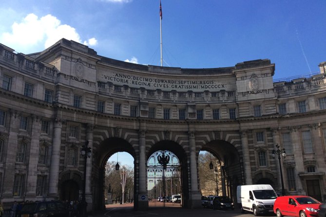 Sir Winston Churchill Private Walking Tour & War Rooms - What the private format is really worth