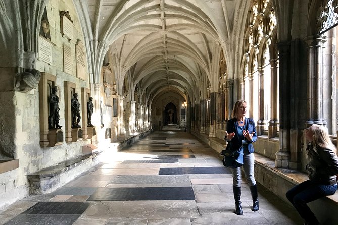 Skip the Line Parliament & Westminster Abbey Fully-Guided Tour - Why these two London sights work well together