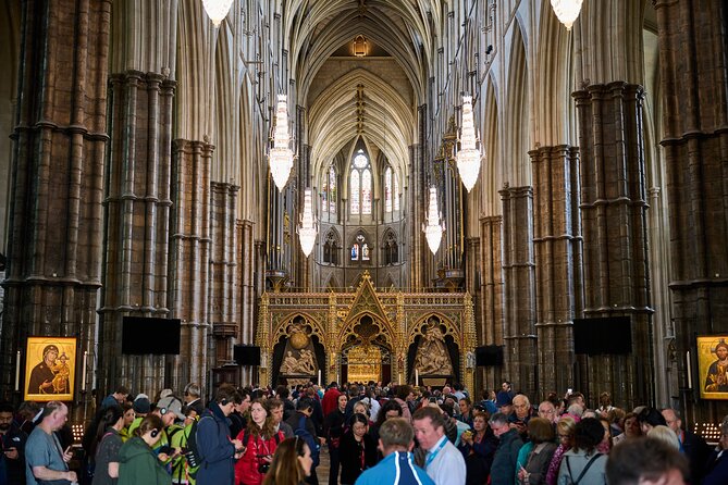Skip the Line Tower of London & Westminster Tour and River Cruise - The Thames cruise from Embankment to Tower Bridge