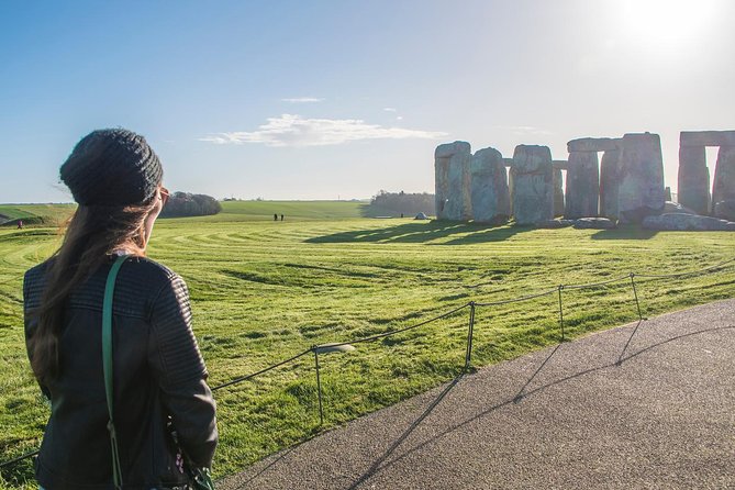 Small Group Cotswolds Village, Stonehenge and Bath Tour from London - A comfortable coach, but not a luxury lounge