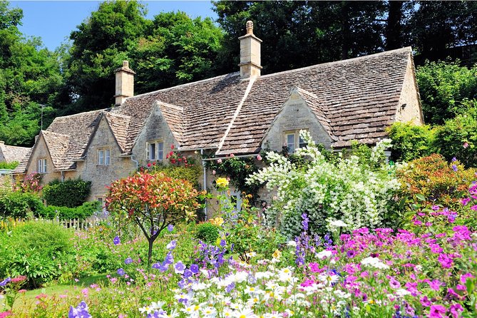 Small Group Cotswolds Villages, Stratford and Oxford Day Tour from London - Oxford and the 45-minute university walk