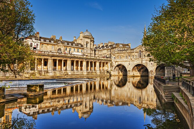 Small Group Stonehenge, Bath and Secret Place Tour from London - Bath: Georgian streets, Roman roots, and time to wander