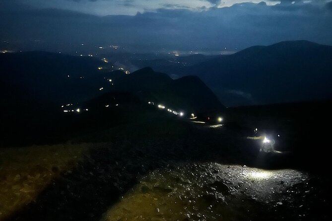 Snowdon Sunrise Hike - Facts, fossils, and a little Welsh along the way