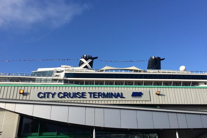 Southampton Cruise Terminals to London Private Arrival Transfer - Meeting the driver after disembarkation