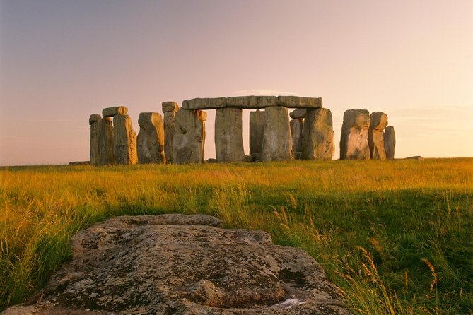 Southampton: Post-Cruise Tour to London via Salisbury, Stonehenge and Windsor - Stonehenge: the day’s great prehistoric stop