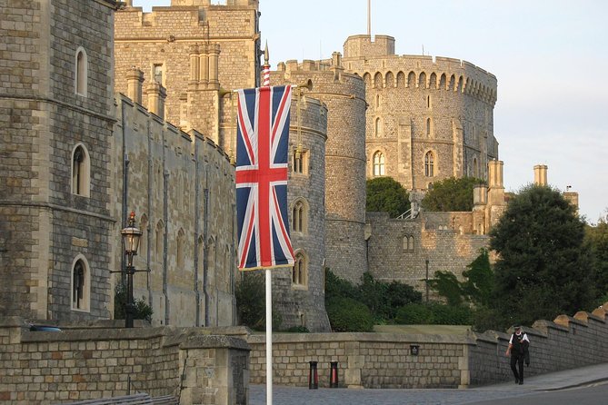 Southampton: Post-Cruise Tour to London via Salisbury, Stonehenge and Windsor - The guide can shape the whole day