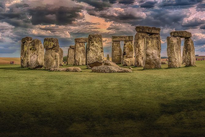 Southampton Pre-Cruise Tour: London to Southampton via Stonehenge - Who should book this transfer?