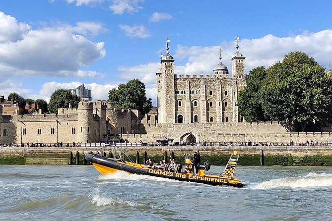 Speedboat 'Tower RIB Blast' from Tower Millennium Pier - 20 minutes - Music, commentary, and the crew