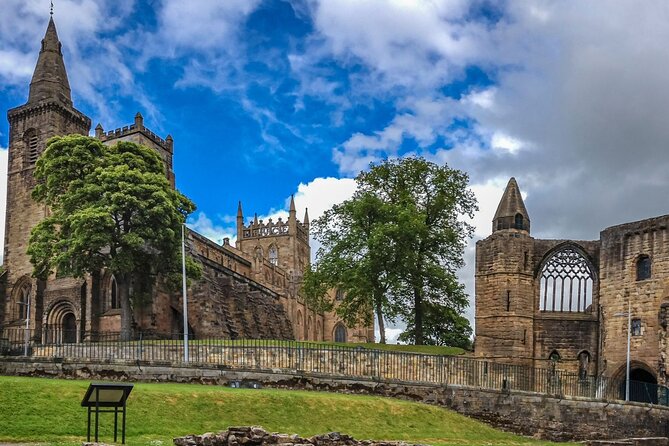 St Andrews, Fife Coast Walk & Historic Abbey Tour from Edinburgh - The guide makes a major difference