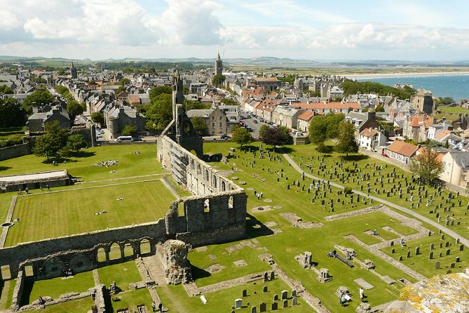 St Andrews & the Fishing Villages of Fife Small-Group Day Tour from Edinburgh - The guide can make or break the long drives