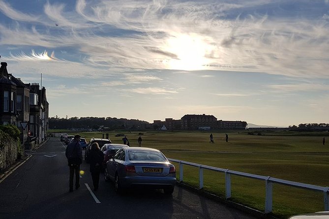 St Andrews Tours: Town, Golf and Old Course History - The famous Swilcan Bridge finish